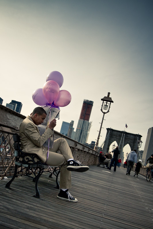 Brooklyn Bridge Balloons.