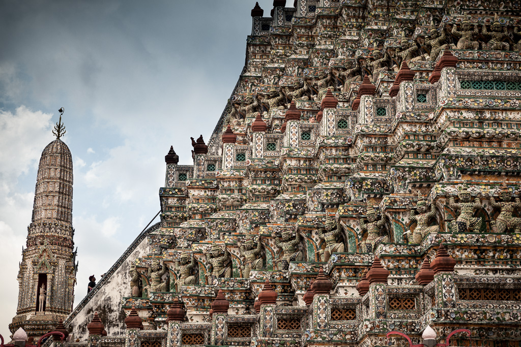 Climbing Wat Arun.