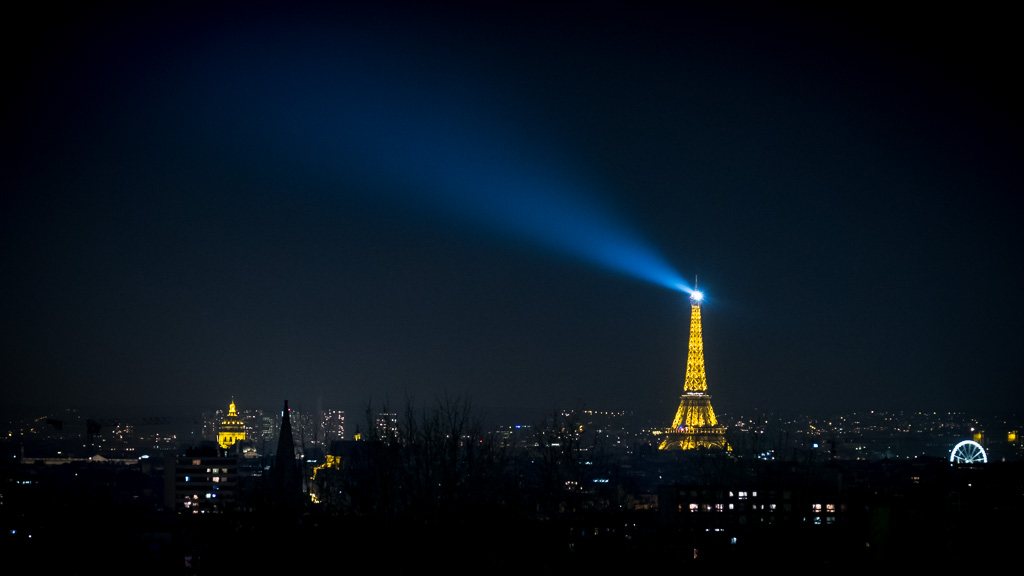 Nightly Paris from Belleville.