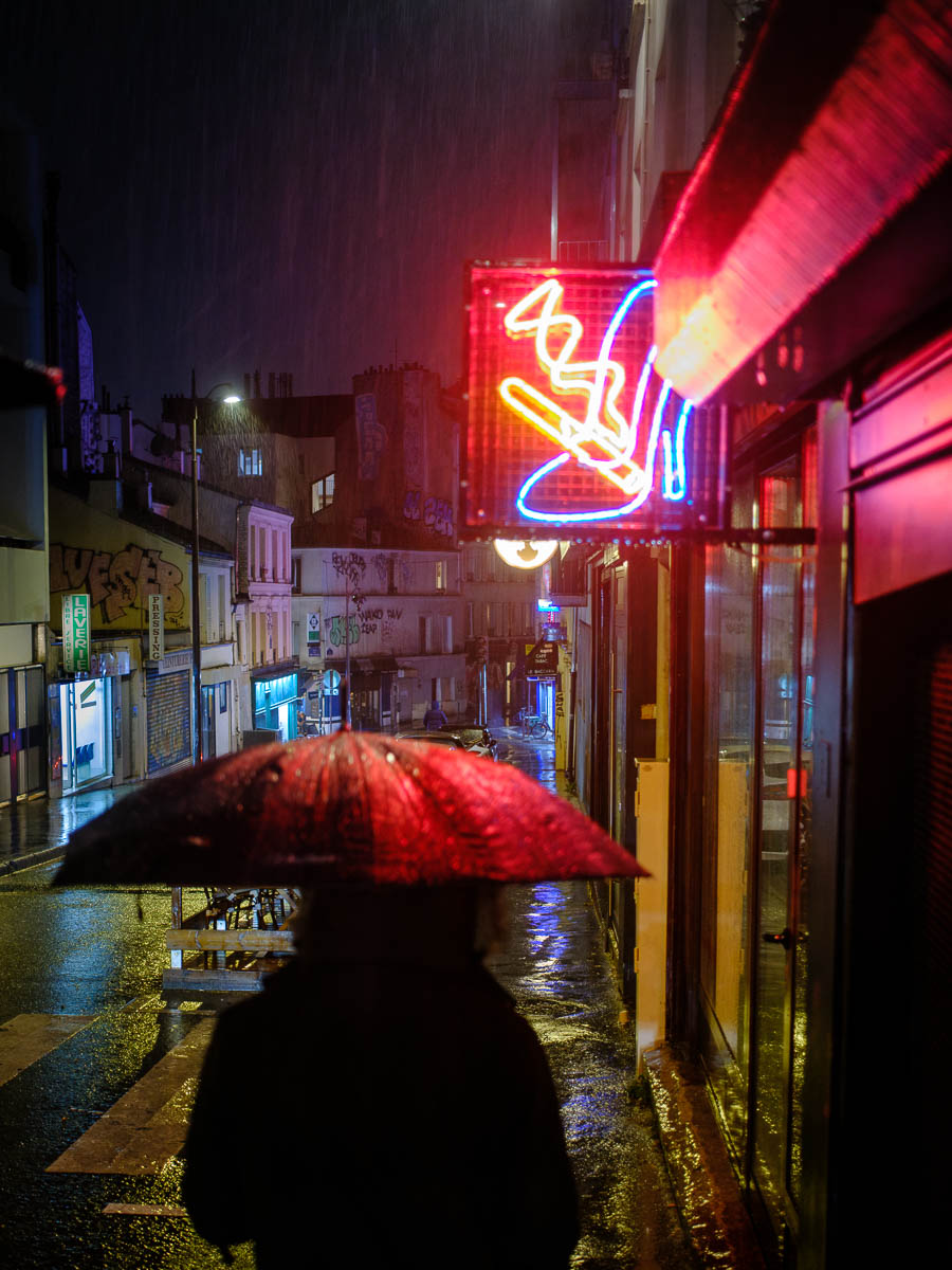 Cendrillon on Rue Piat.